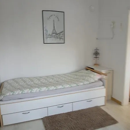 Apartment Stylish And Affordable *